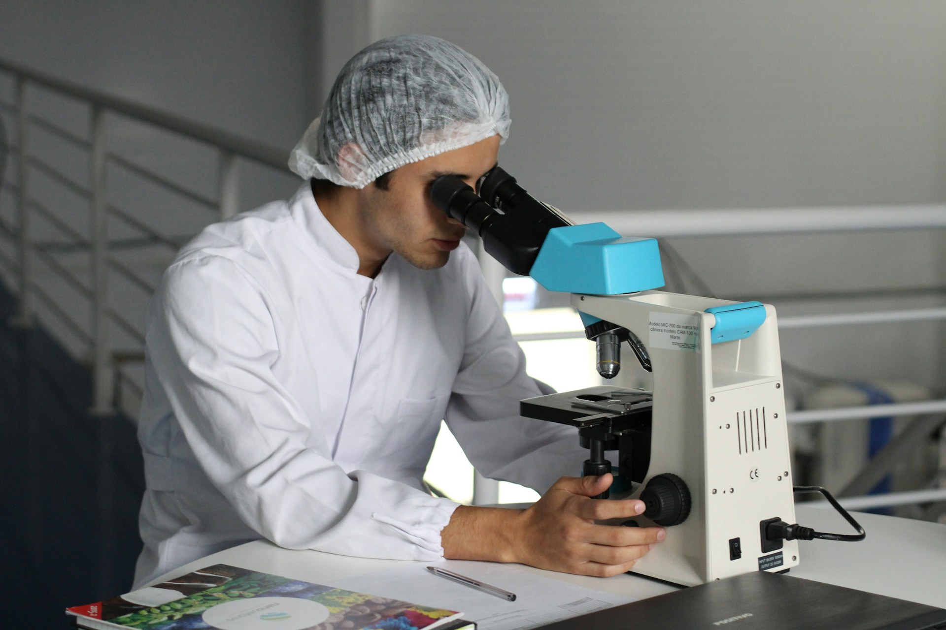 Scientist working in a laboratory